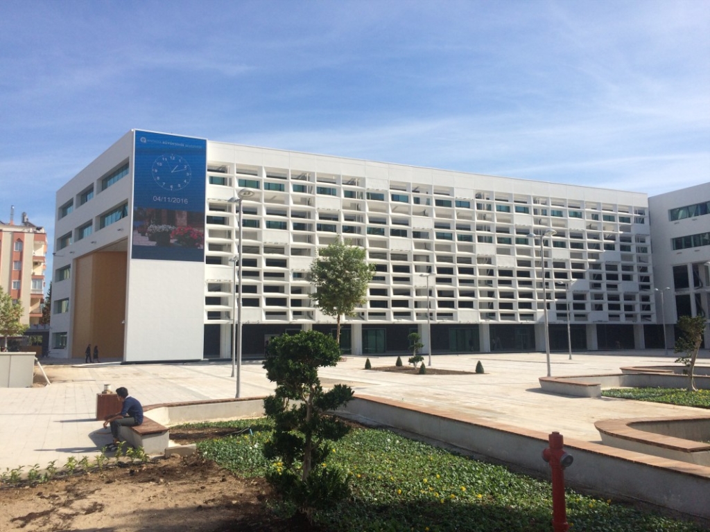 Antalya Büyükşehir Belediyesi Konferans Salonu