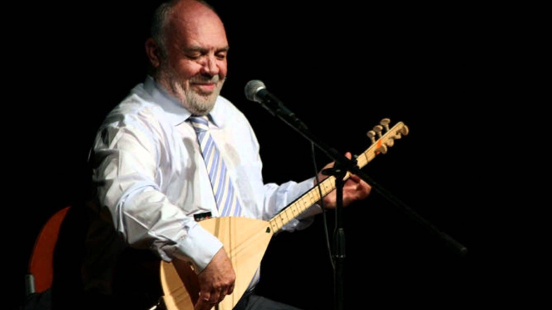 Musa Eroğlu - Yine Karlar Yağdı Gönül Dağıma