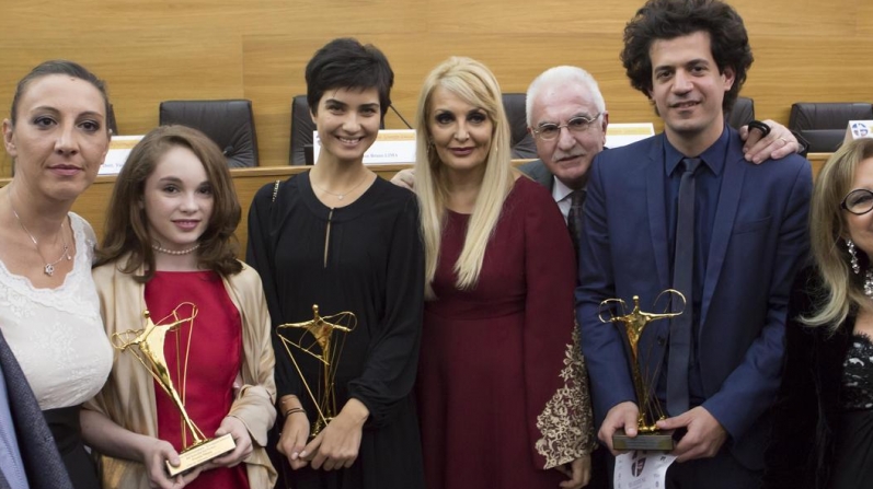 Tuba Büyüküstün'e Vatikan'dan ödül