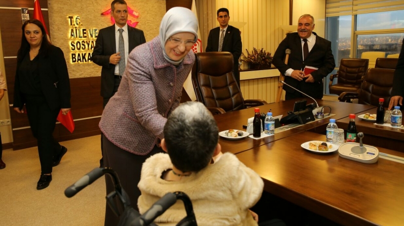 Bunu vicdanıma sığdıramıyorum