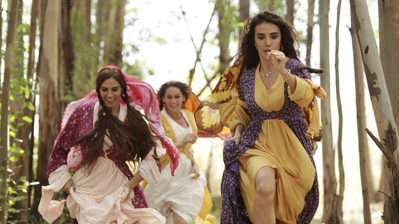 ÜNLÜ OYUNCU KEÇİ SAĞDI