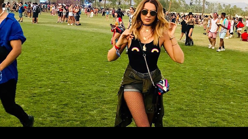 Hadise\'ye İlginç Yorum: Roberto Carlos Gibisin