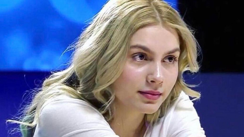 Aleyna Tilki\'den köyüne ziyaret