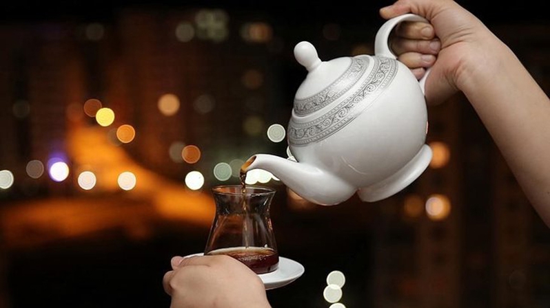 ÇAY İÇENLER DİKKAT!