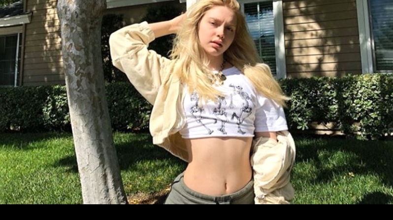 ALEYNA TİLKİ\'NİN BODRUM KAÇAMAĞI