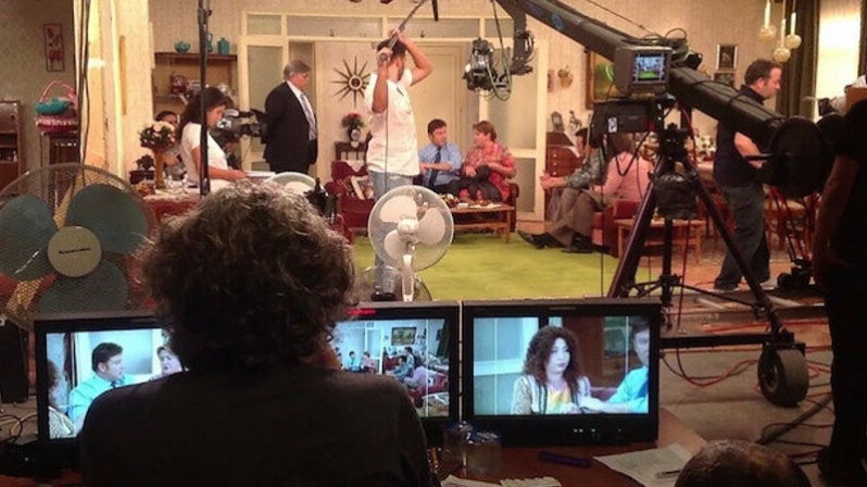 DİZİ SETİNDE KORONA PANİĞİ