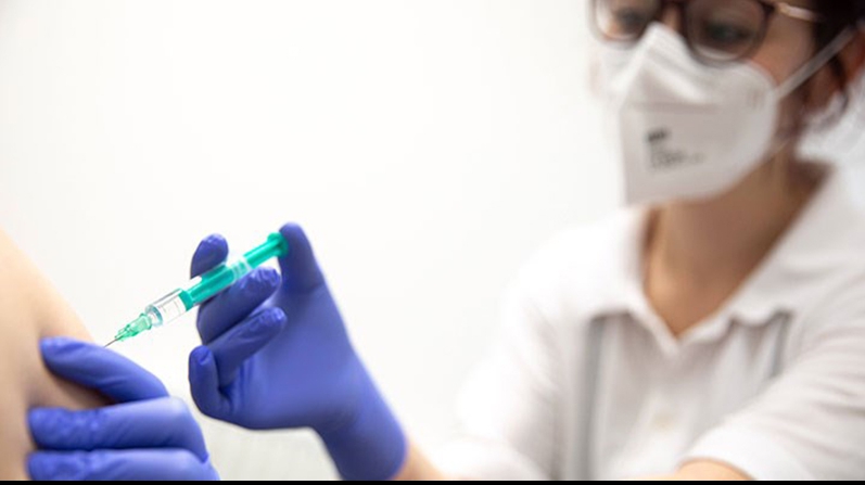 TÜRKİYE\'DE KORONAVİRAS AŞISI BAŞLIYOR