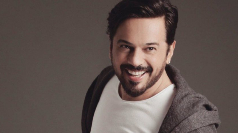 EMRE ALTUĞ\'UN GİZEMLİ SEVGİLİSİ