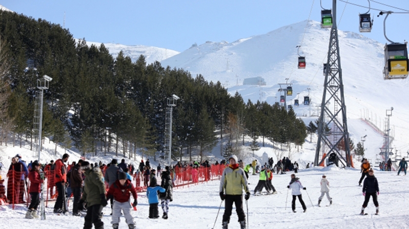 TATİL BELDELERİNDE YER KALMADI