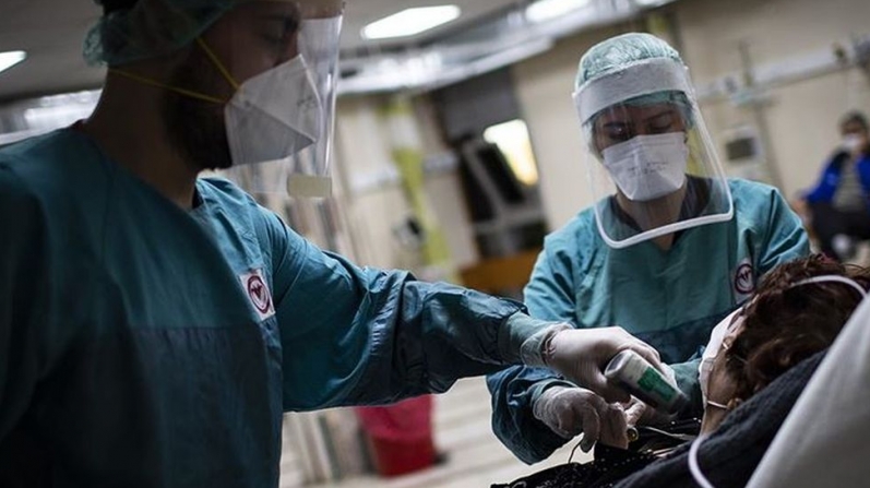 SAĞLIK ÇALIŞANLARININ MAAŞI ARTIYOR