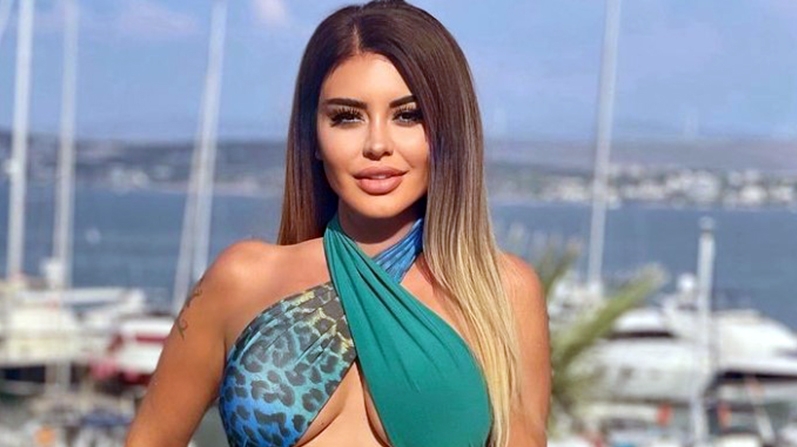 BİR PAKET SAKIZA 900 TL VERMİŞ