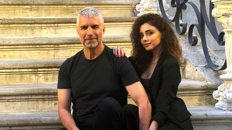 22 YAŞ KÜÇÜK SEVGİLİSİ İLE EVLENDİ