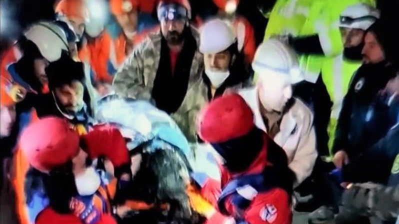 MELTEM ÖĞRETMENİN İLK İSTEĞİ ÇAY OLDU