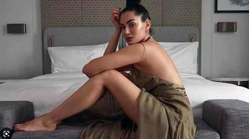 HANDE DOĞANDEMİR'İN KİRA İSYANI