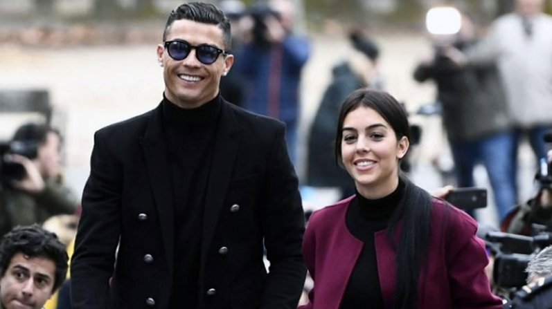 RONALDO SEVGİLİSİNDEN AYRILIYOR