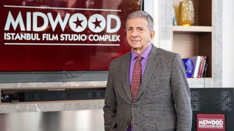 TÜRK SANATÇILAR PROFESYONEL DEĞİL