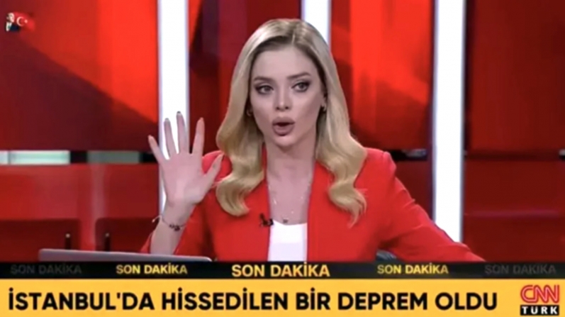 DEPREME CANLI YAYINDA YAKALANDI